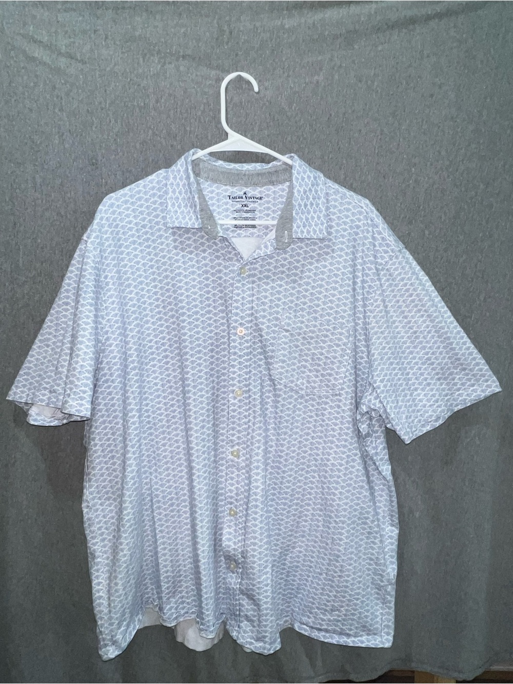 Tommy Bahama Men’s Short Sleeve Button-Up Shirt in Light Blue Wave Print